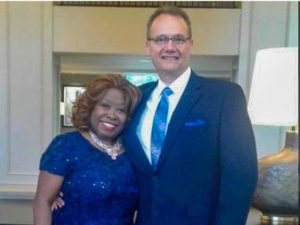 ‘You’ve Received a Miracle’: Minister Told to Pull the Plug, Then His Wife Sees a Man in White and Is Instantly Healed (www1.cbn.com)