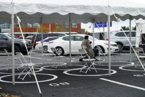 CRINGE: Joe Biden ‘Jogs’ to Podium, Screams at Parking Lot with Few Dozen Honking Cars in Coconut Creek, Florida (VIDEO) (thegatewaypundit.com)